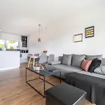 Peter's Lucky Home, Modern Neubau Am Balaton Apartamento *