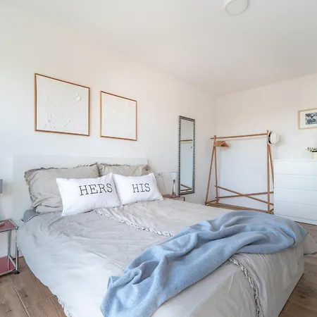 Peter's Lucky Home, Modern Neubau Am Balaton Apartment